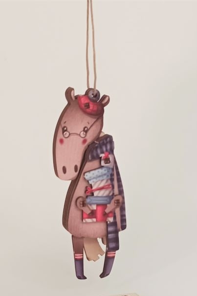 ЛОШАДКА В ОЧКАХ