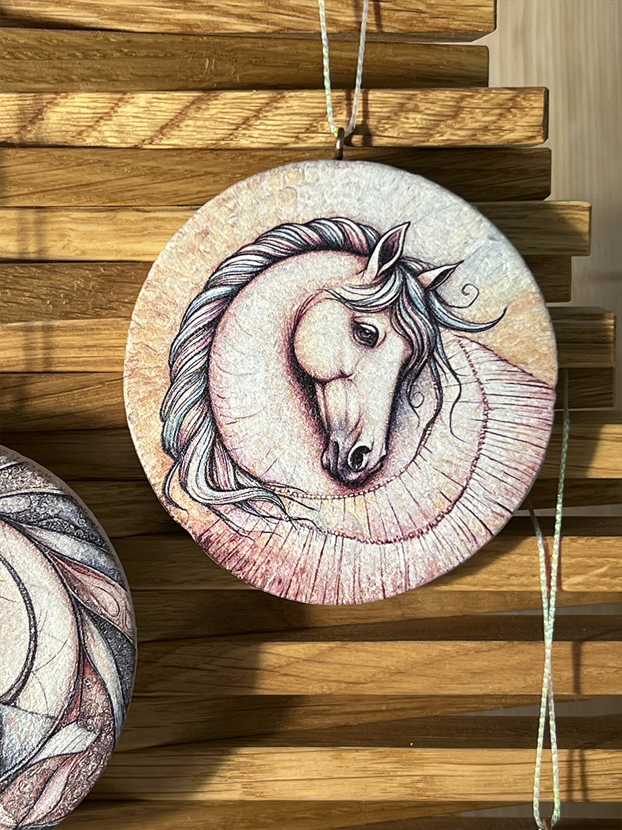 ИГРУШКА ИЗ СРЕЗА "ЛОШАДИ. ФАНТАЗИЯ"