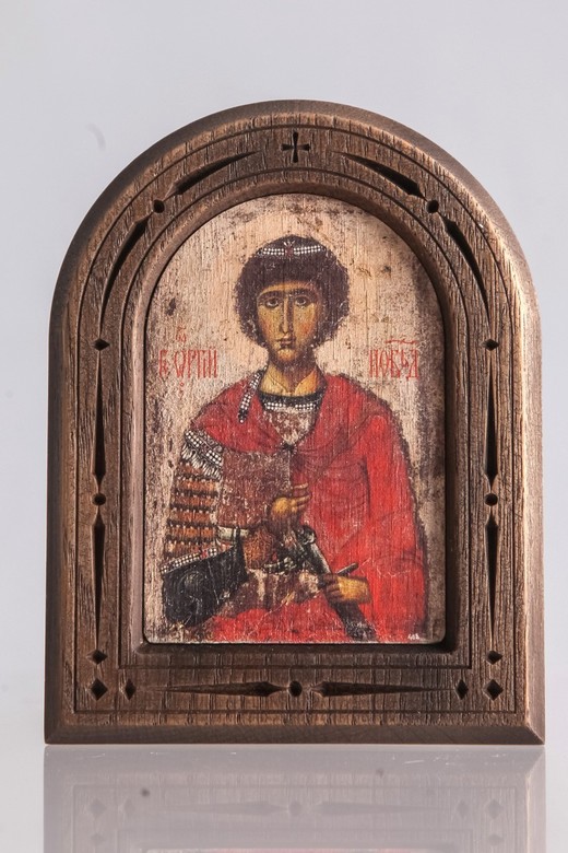 Георгий победоносец. Настольная икона в раме.