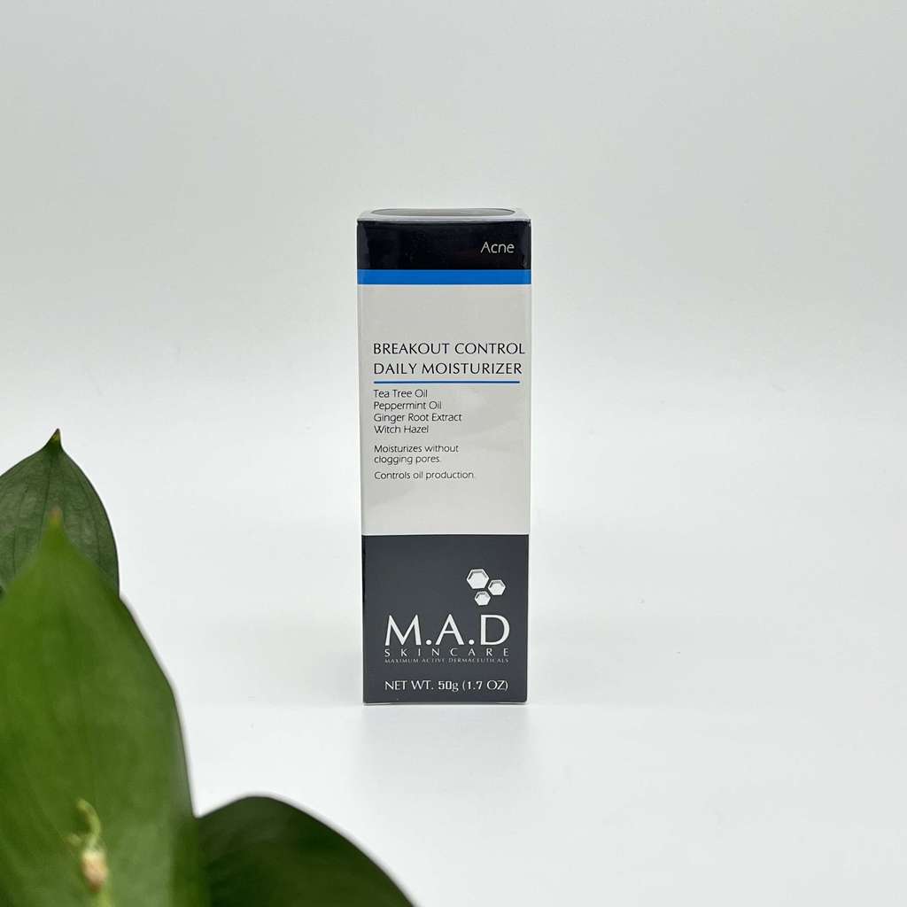 M.A.D SKINCARE Breakout Control Daily Moisturizer Увлажняющий крем с эффектом устранения раздражений
