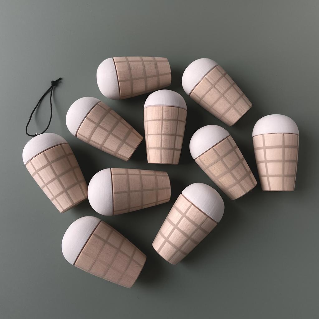 Пломбир, елочная игрушка