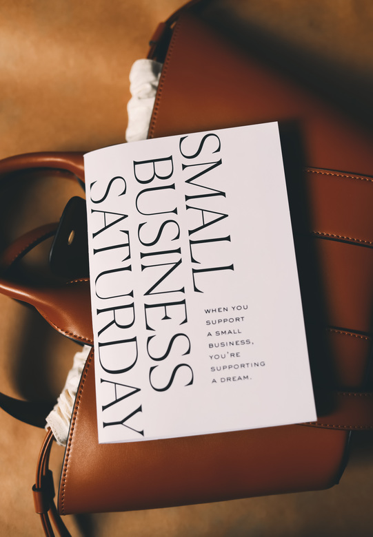 Двусторонняя тетрадь с чистыми листами