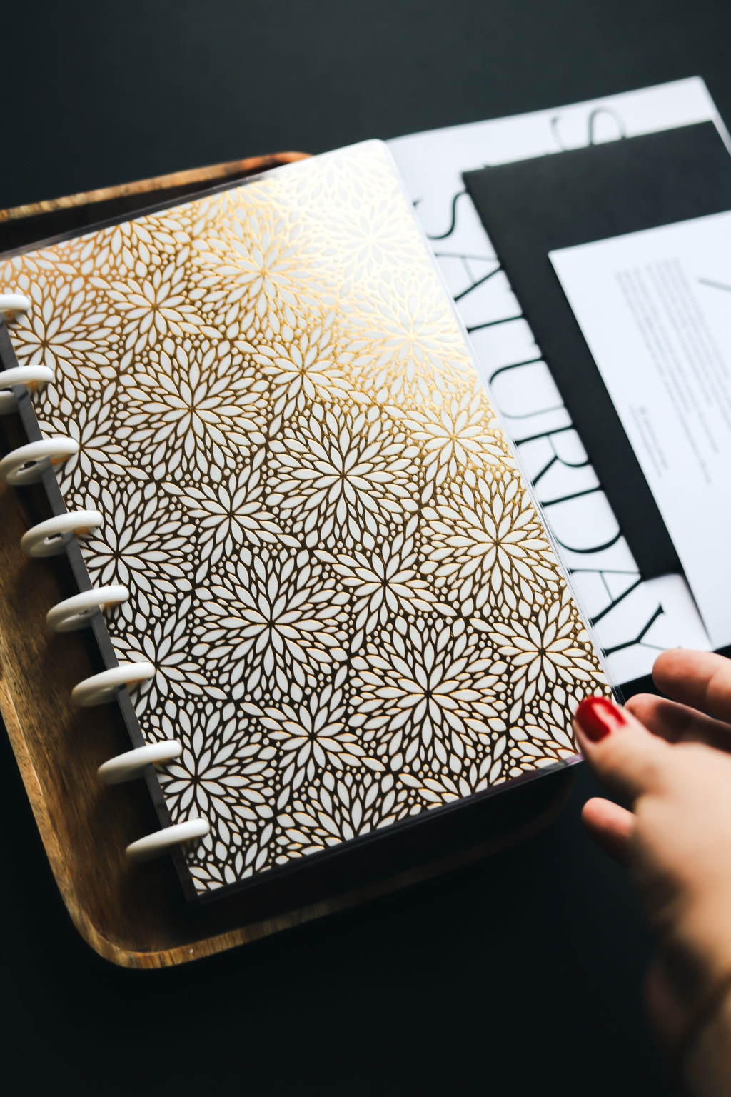 Планнер на дисках с золотой обложкой