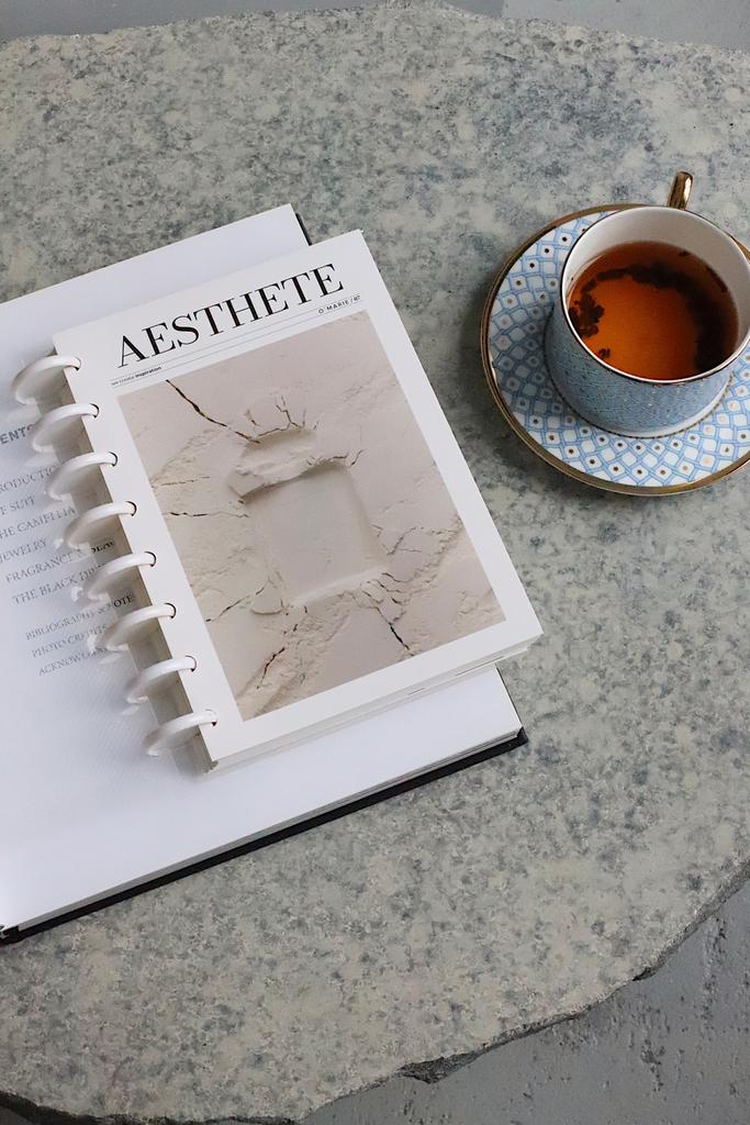 Ежедневник на дисках на год А5 с двойной обложкой Aesthete №07