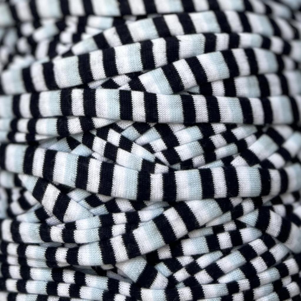 Трикотажная пряжа вторичного производства, 500 гр., цвет "Белый/голубой/тёмно-синий"