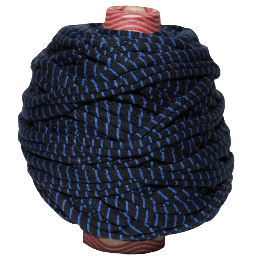 Трикотажная пряжа вторичного производства, 500 гр., цвет "Тёмно-синий в синюю полоску"