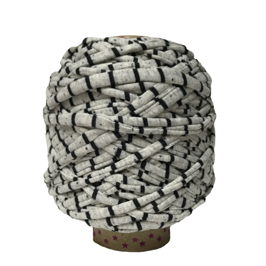 Трикотажная пряжа вторичного производства, 500 гр., цвет "Серый с маком в чёрную полоску"