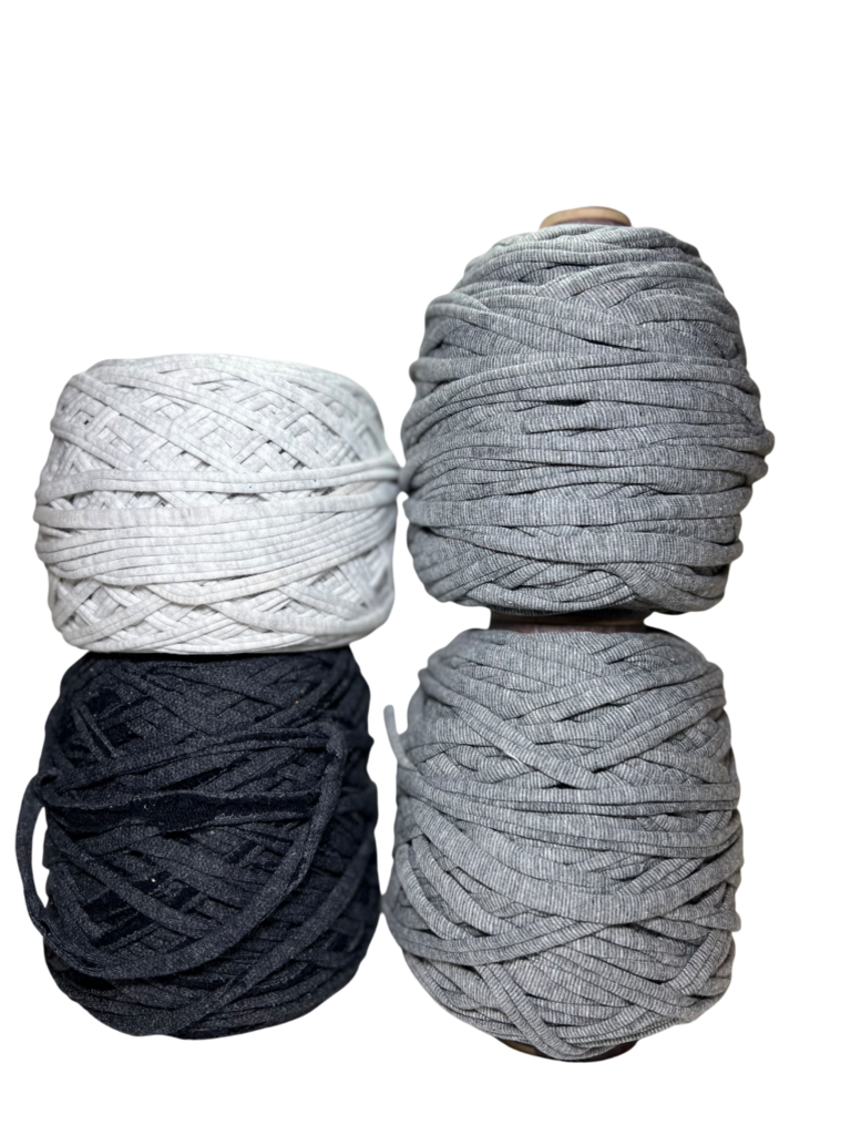 Трикотажная пряжа вторичного производства, 2000 гр., "Набор 30" Уценка