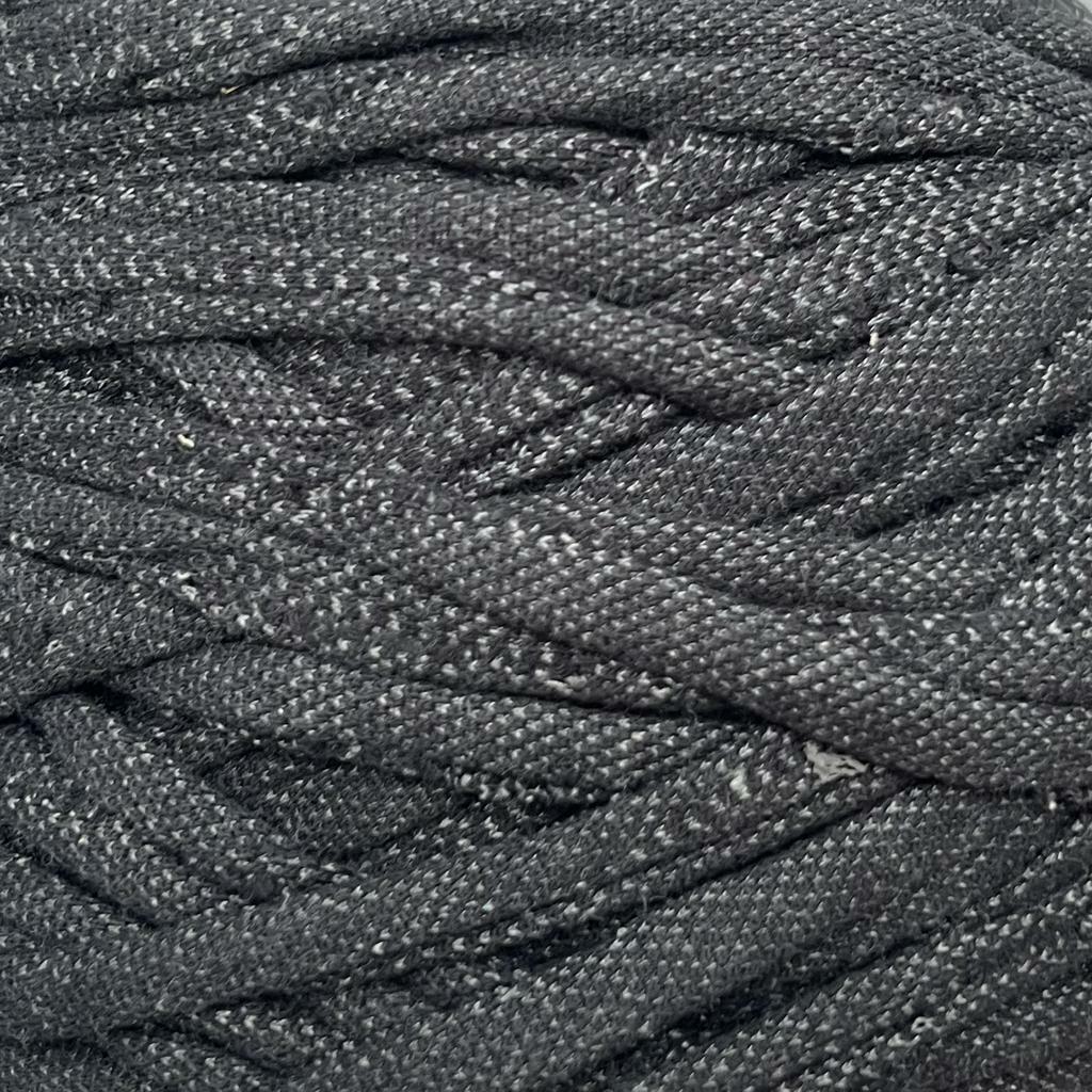 Трикотажная пряжа вторичного производства, 1000 гр., цвет "Иссиня-чёрный футер меланж"