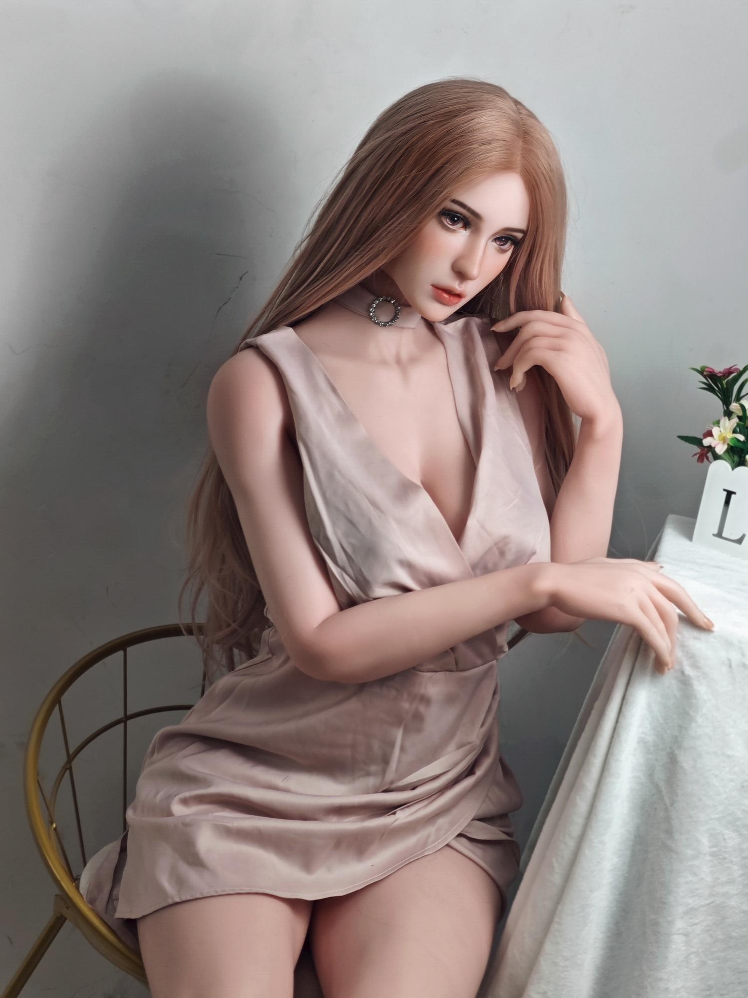 Реалистичная силиконовая / ТПЕ секс кукла  ElsaBabe 165 см - Ikeda Anna