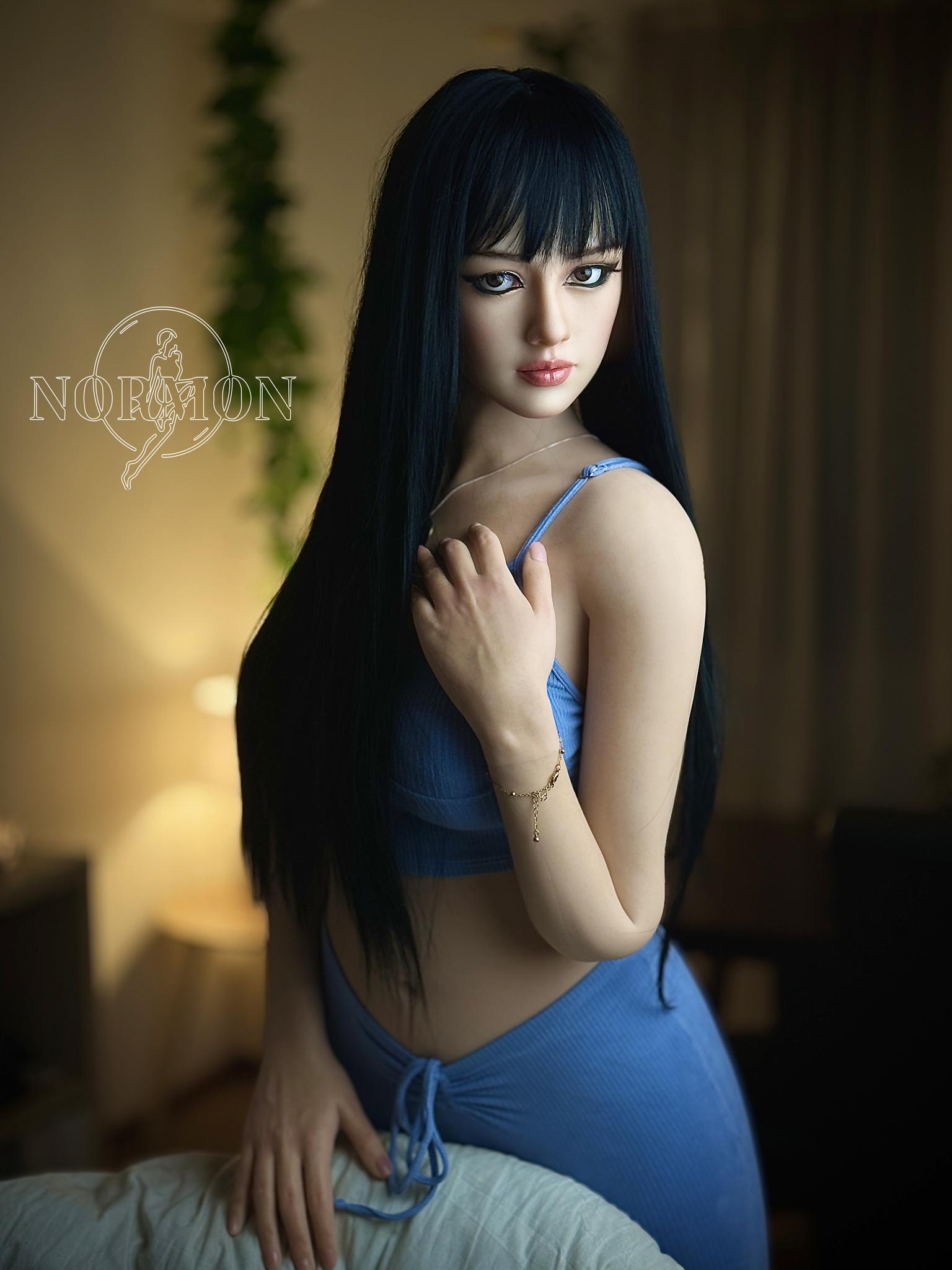 Реалистичная силиконовая / ТПЕ секс кукла  Normon doll 170 см - SUKI