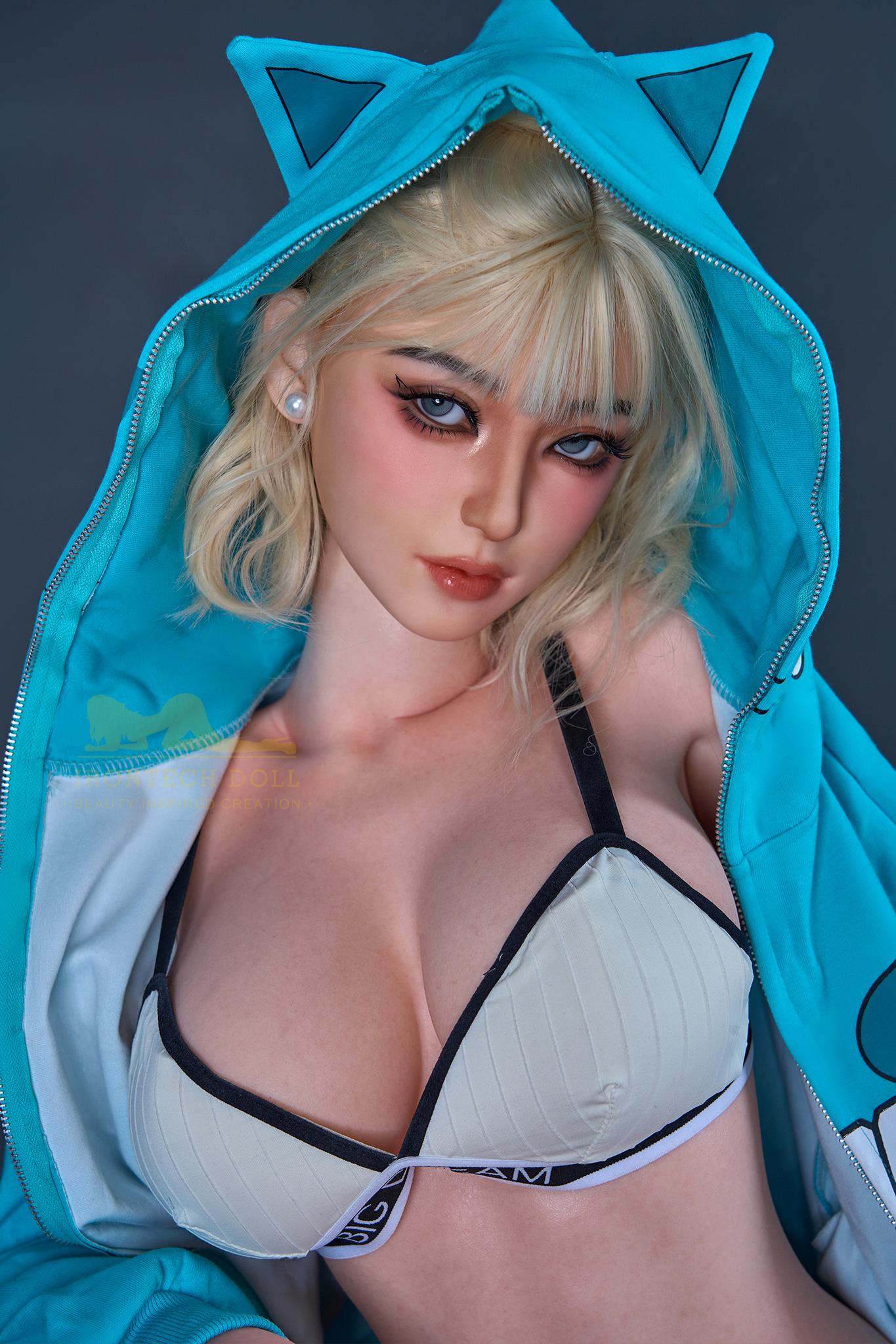 Реалистичная силиконовая / ТПЕ секс кукла  irontech doll 161 см - miku