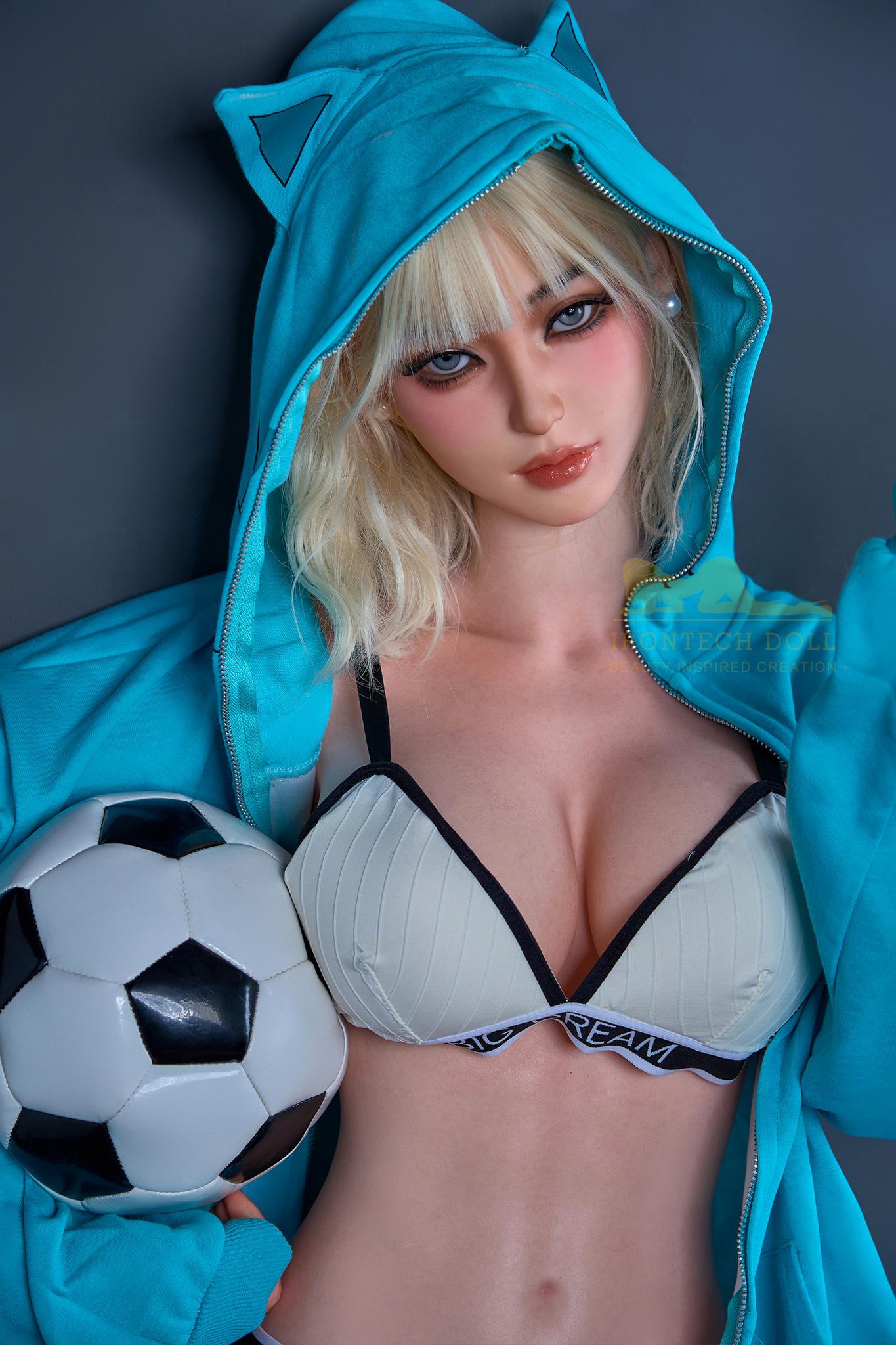 Реалистичная силиконовая / ТПЕ секс кукла  irontech doll 161 см - miku