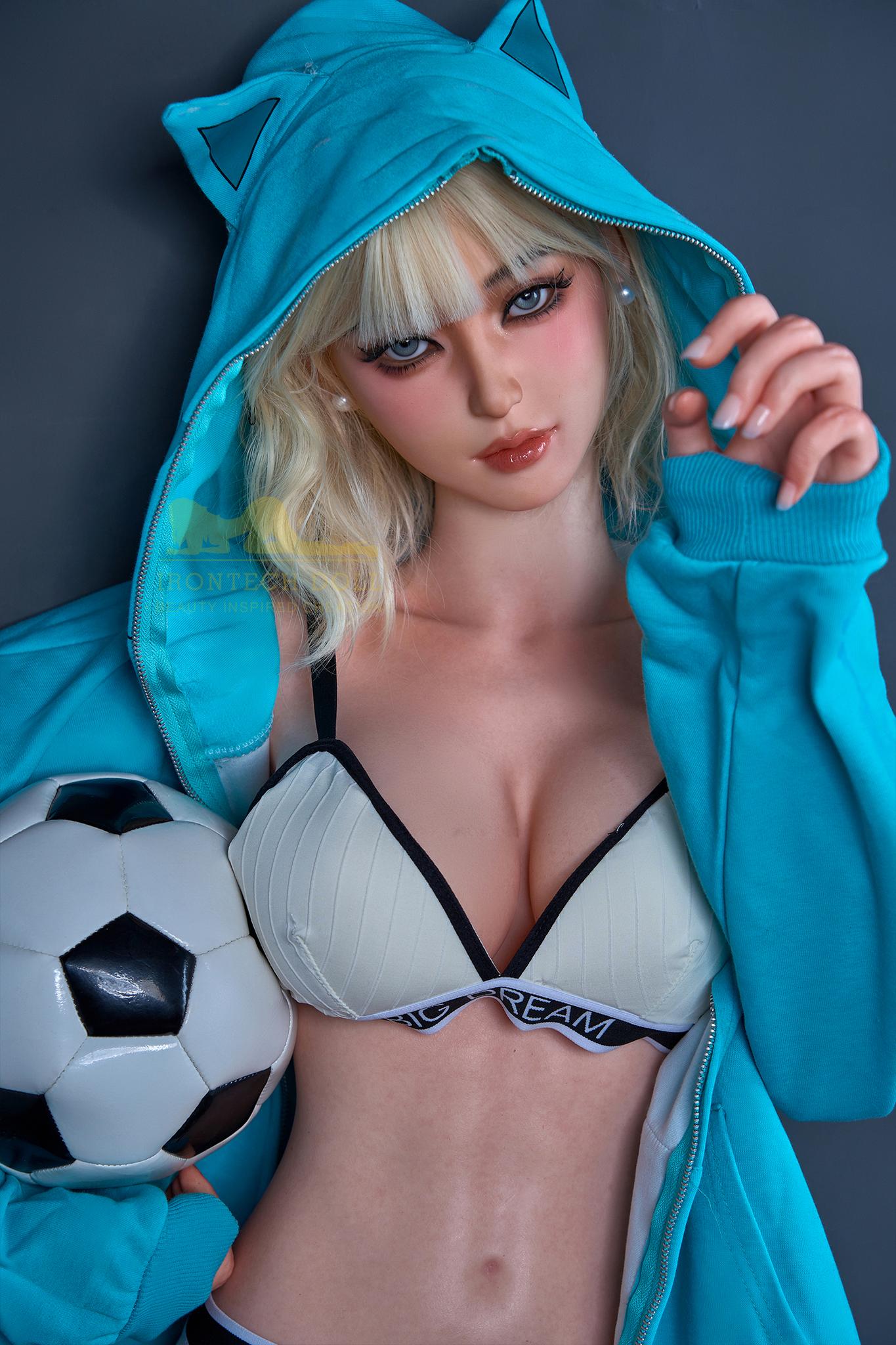 Реалистичная силиконовая / ТПЕ секс кукла  irontech doll 161 см - miku