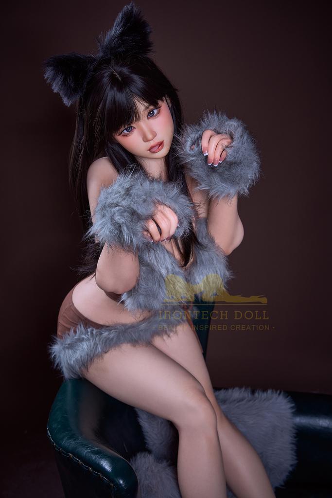 Реалистичная силиконовая секс кукла irontech doll 165 см - Nia + 2ая голова