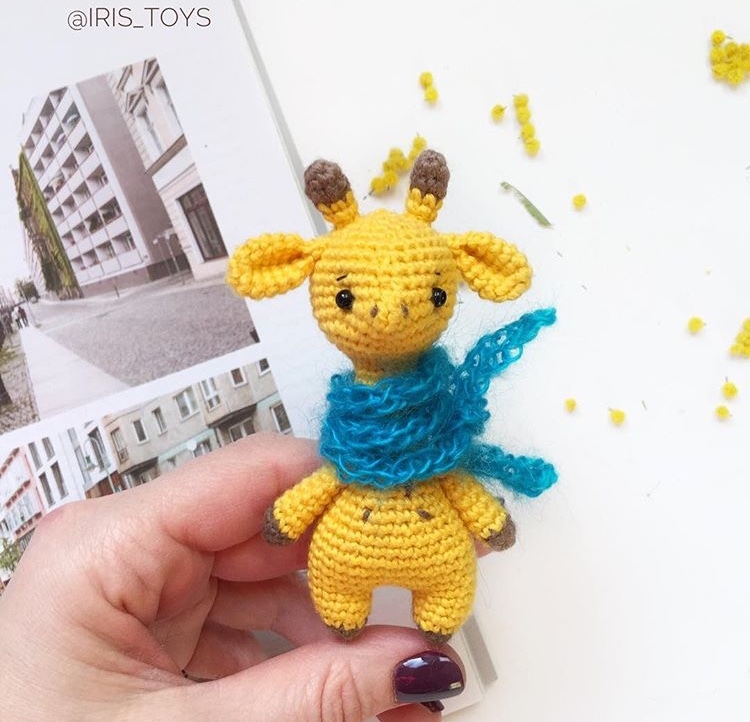 Жирафик в шарфе (мастер-класс)