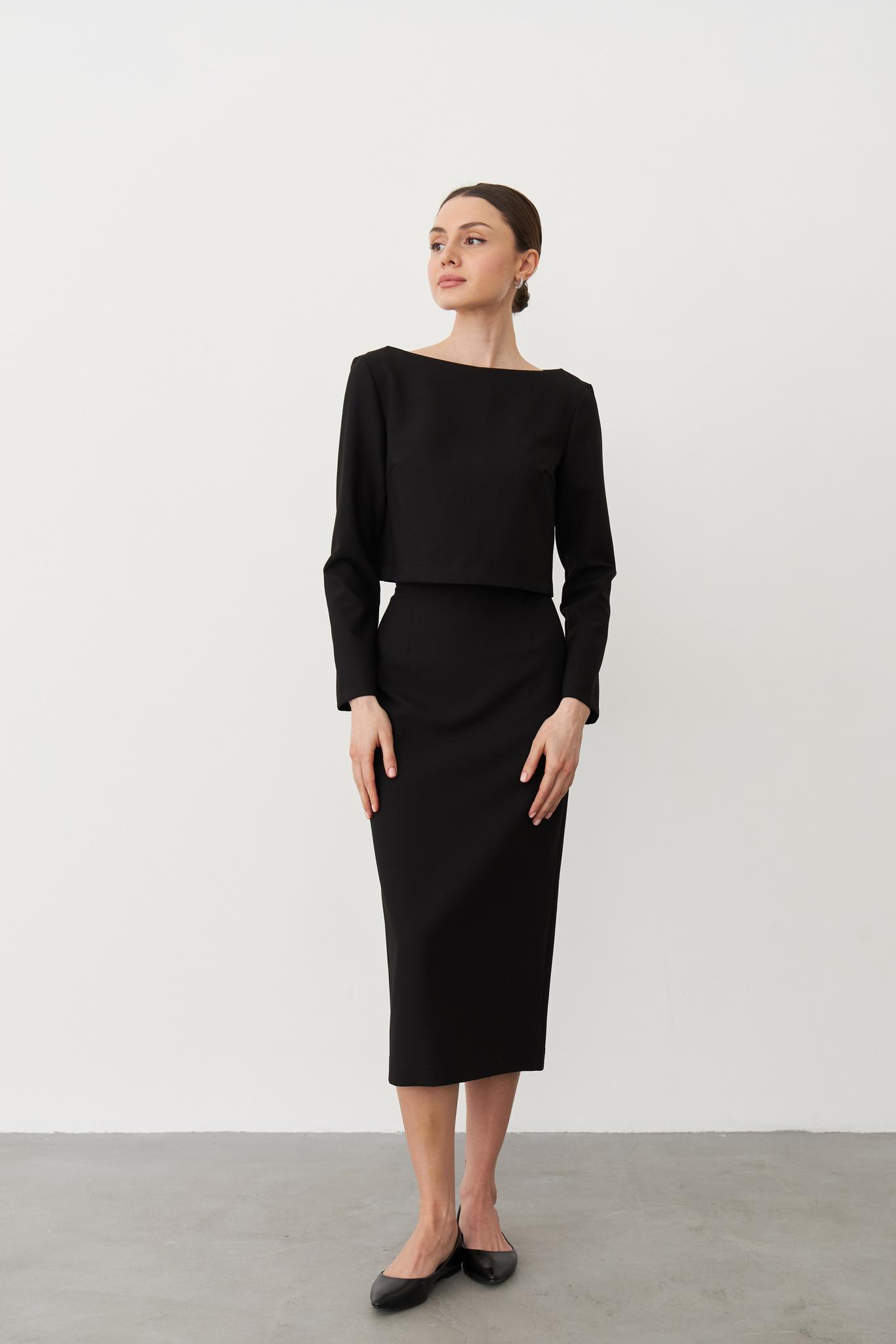 Chiroyli sutyen kiygan barcha jinsdagi xotin