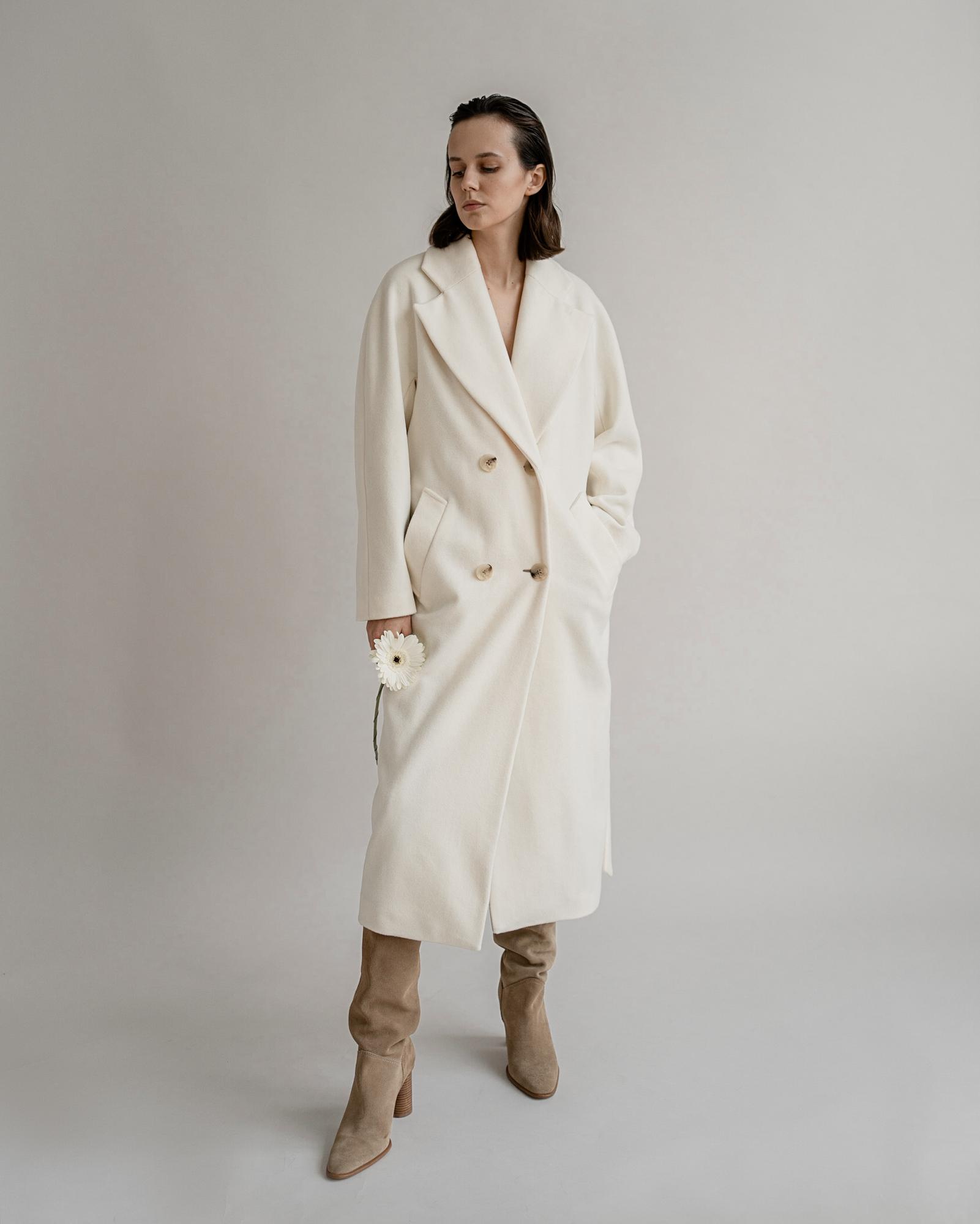 Пальто из кашемира молочное