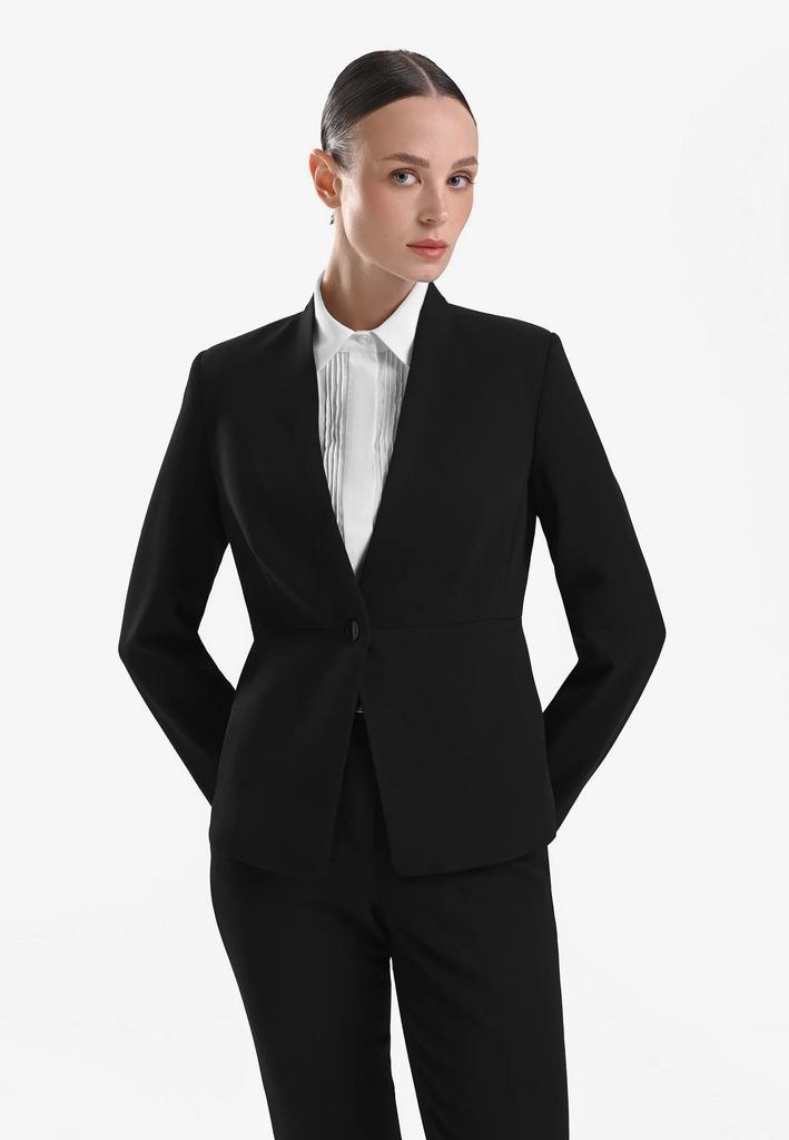 Жакет однобортный приталенный