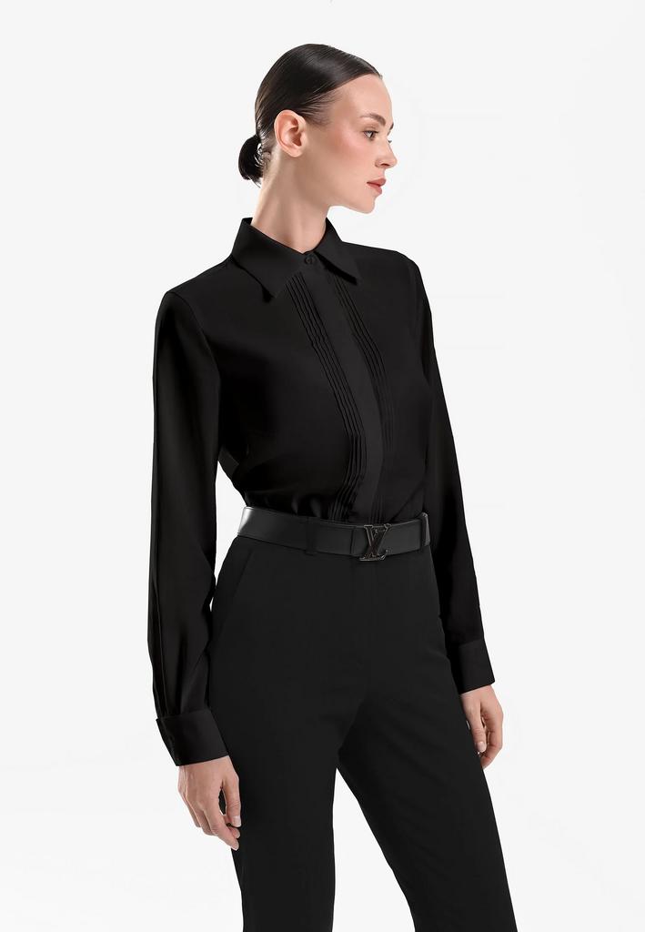 Рубашка с жестким воротничком