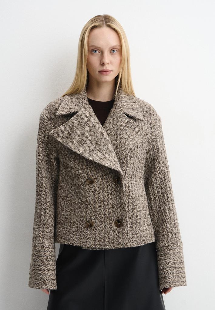 Полупальто Bruni