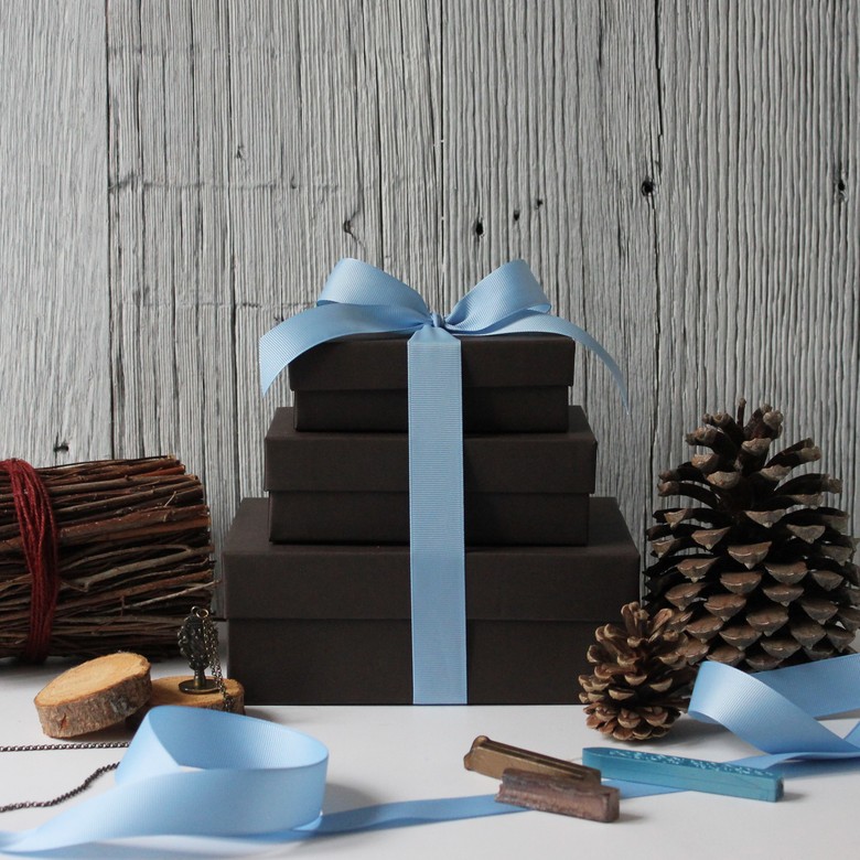 Прямоугольник плоский, однотонный