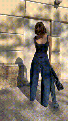 Мөлдір сұйық пенис Желіде веб-камера порносына түсті