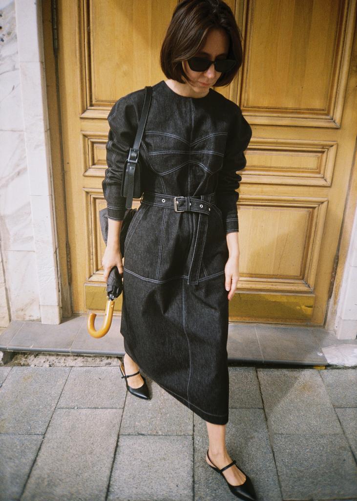 Джинсовое платье серое