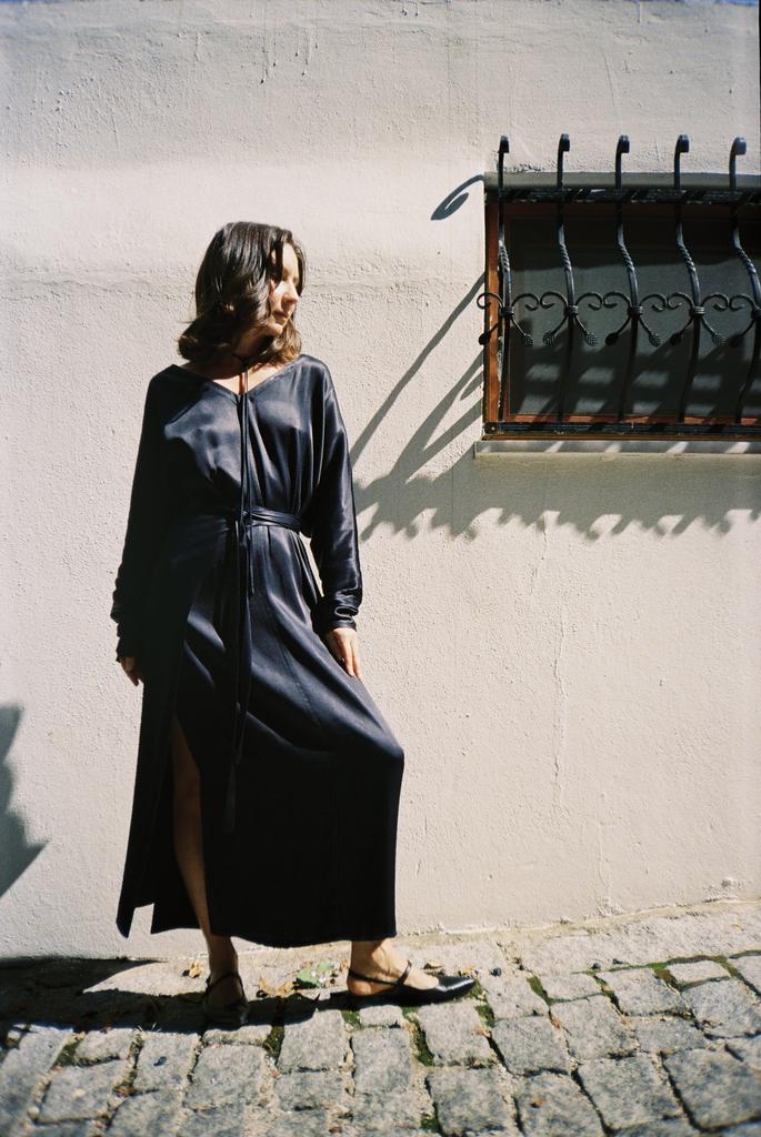 Двустороннее платье с фартуком синее