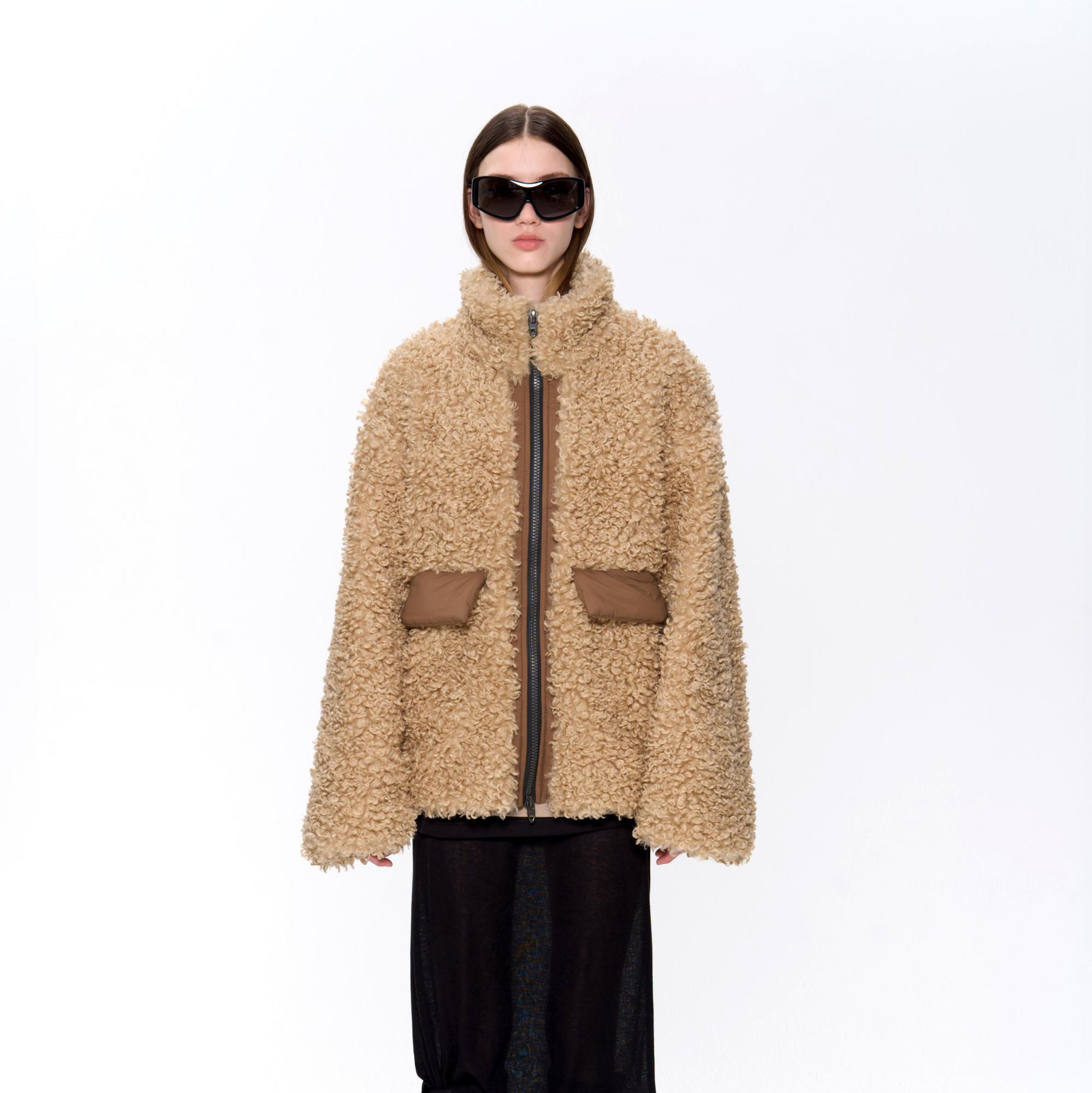 Oversize бомбер-тедди