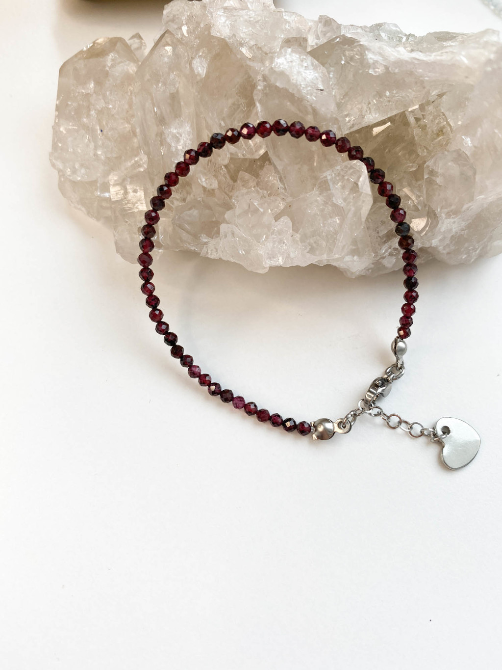 Браслет из граната