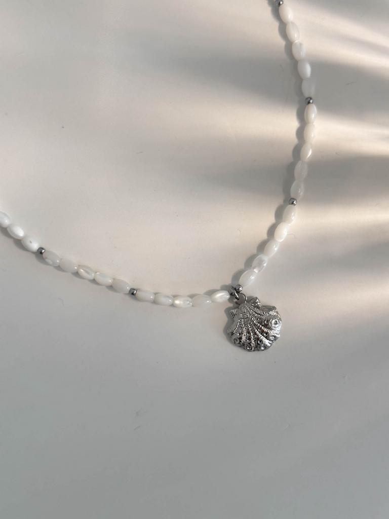 Чокер из перламутра ARIEL