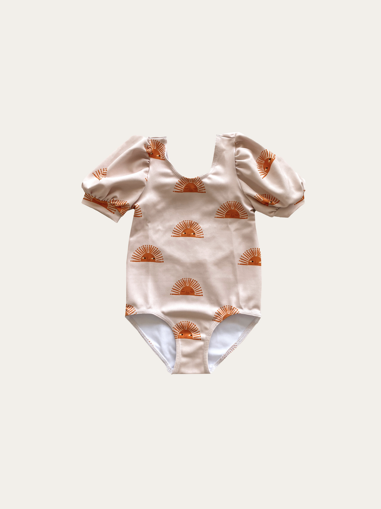 Слитный купальник с рукавами-фонариками "Солнце"