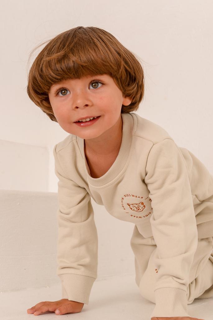 Костюм из футера с вышивкой HOLIVIN в цвете тофу