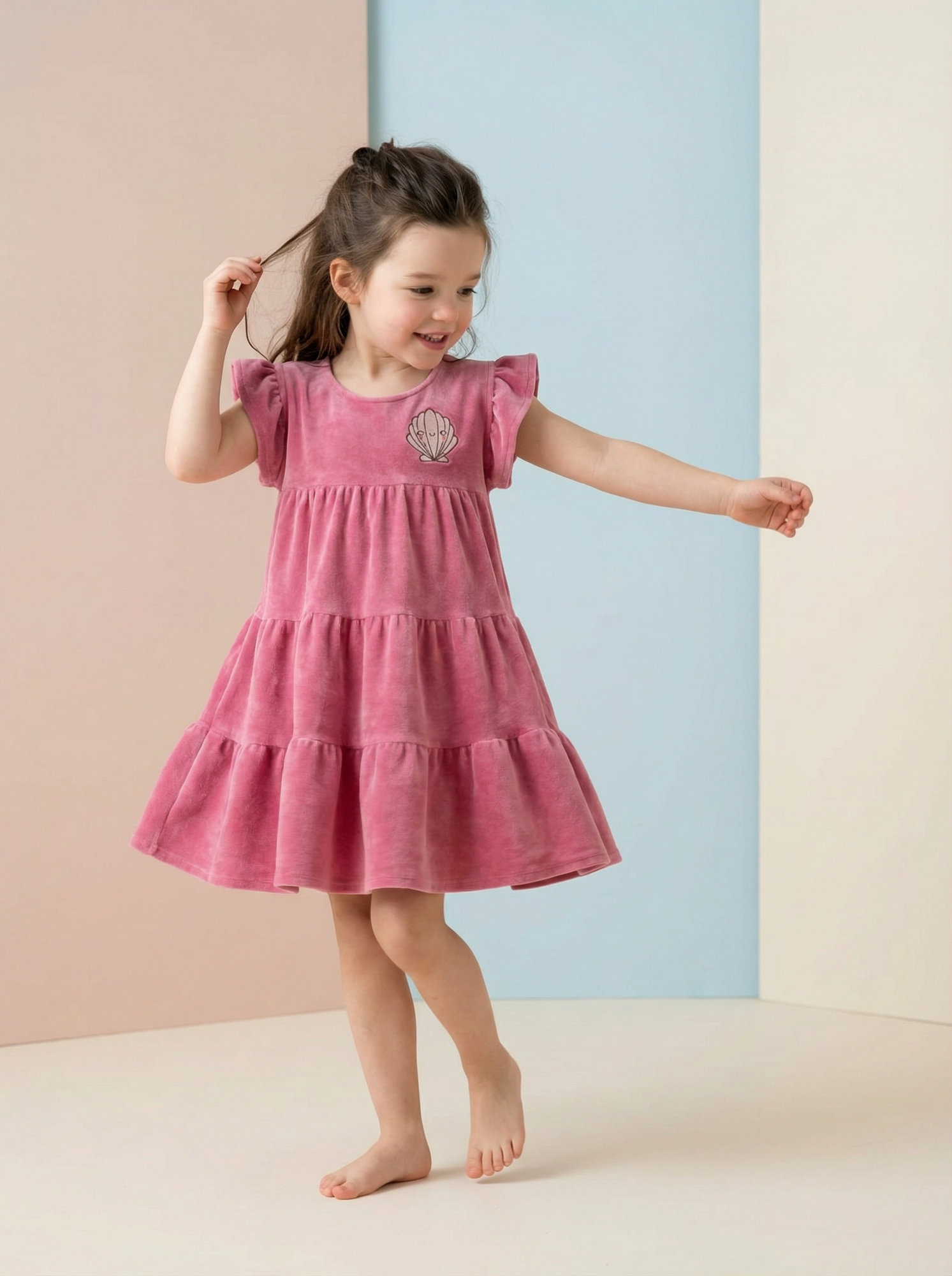 Платье из велюра с вышивкой "Ракушка"