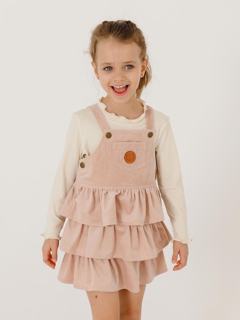 Сарафан из вельвета с нашивкой