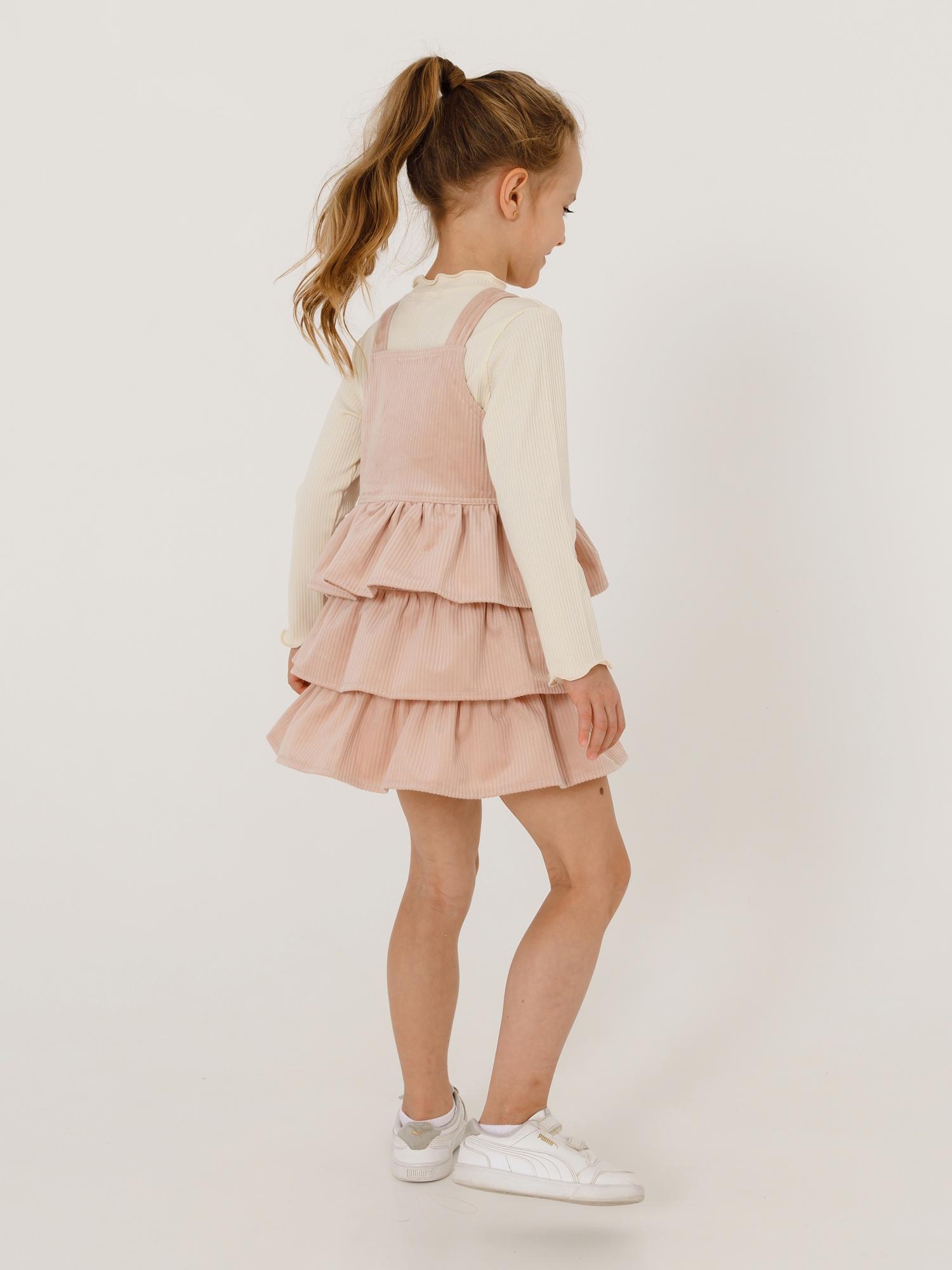 Сарафан из вельвета с нашивкой