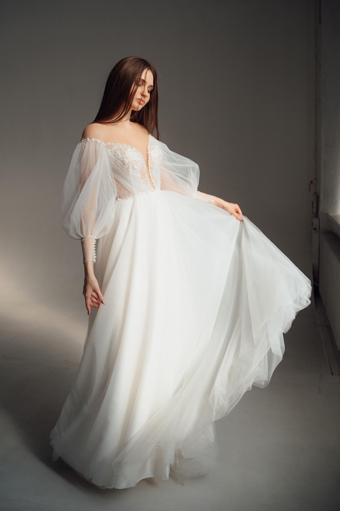 Свадебное платье LILI в молоке