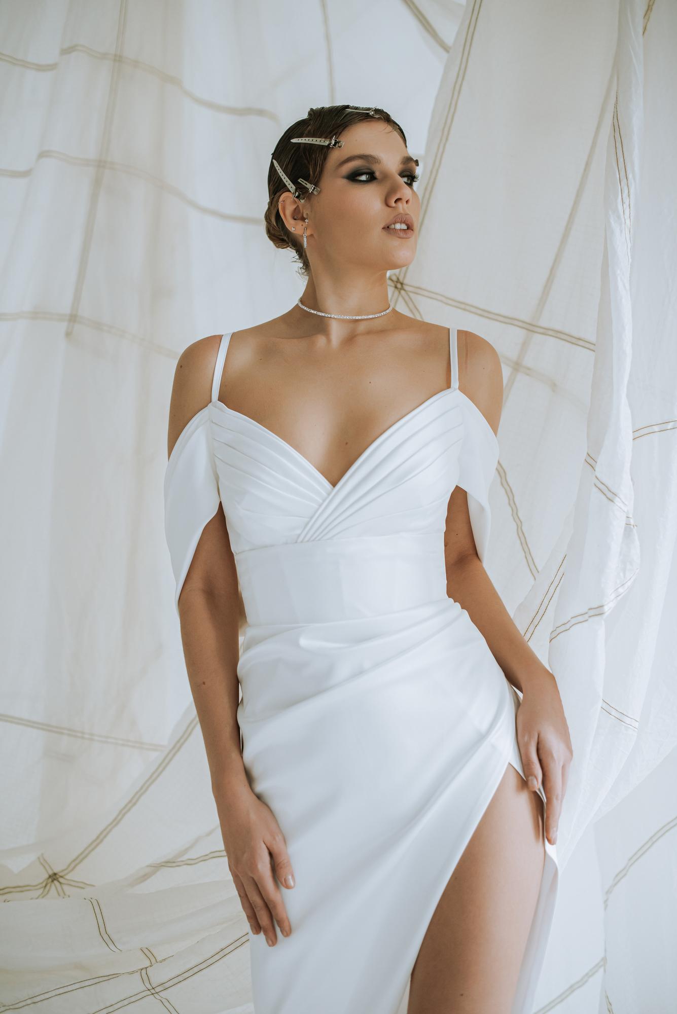 Свадебное платье RUD в длине миди цвет молочный