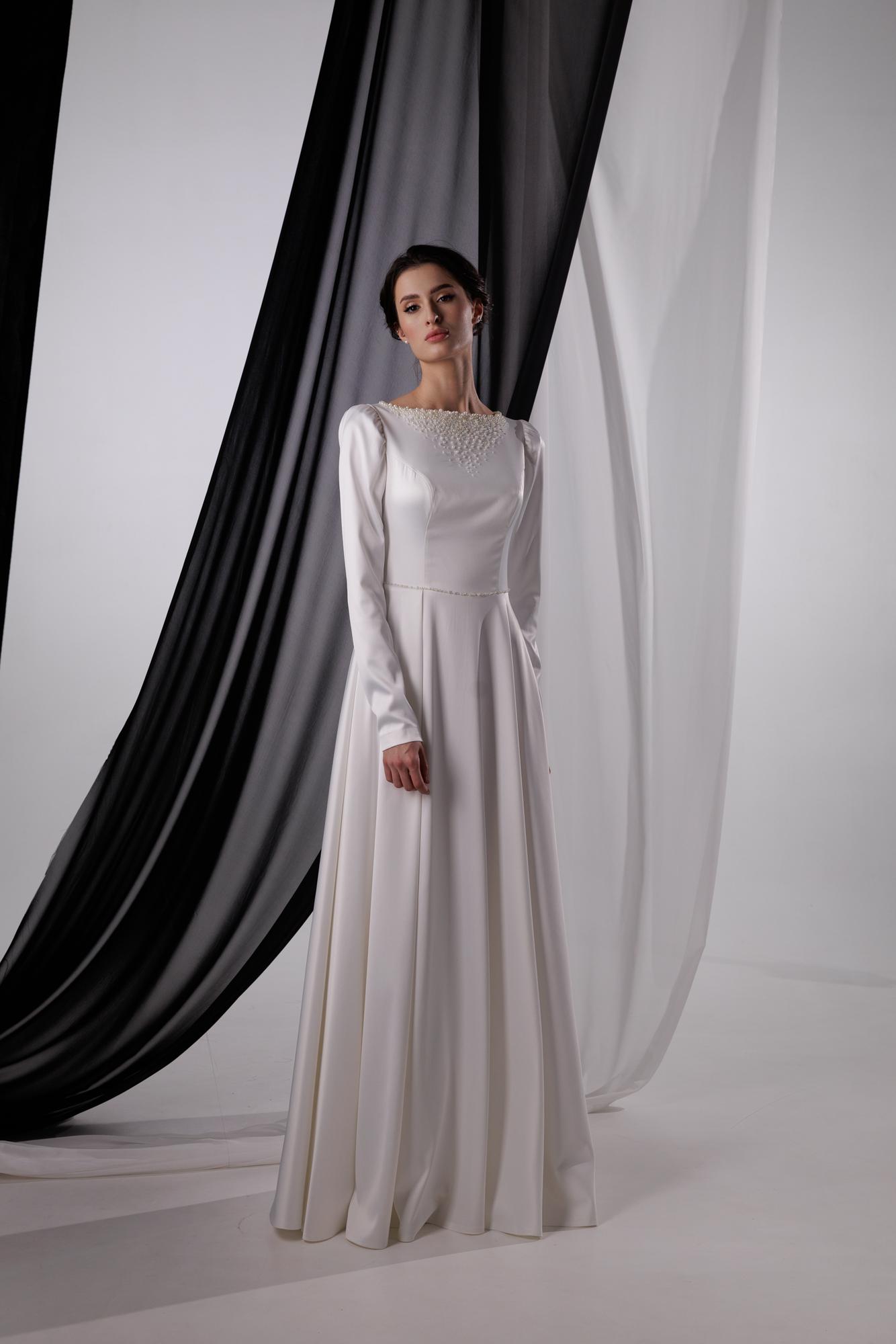 Свадебное платье BERTA длинное в молочном