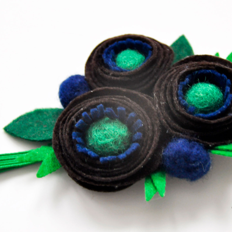 headband-brown-flowers