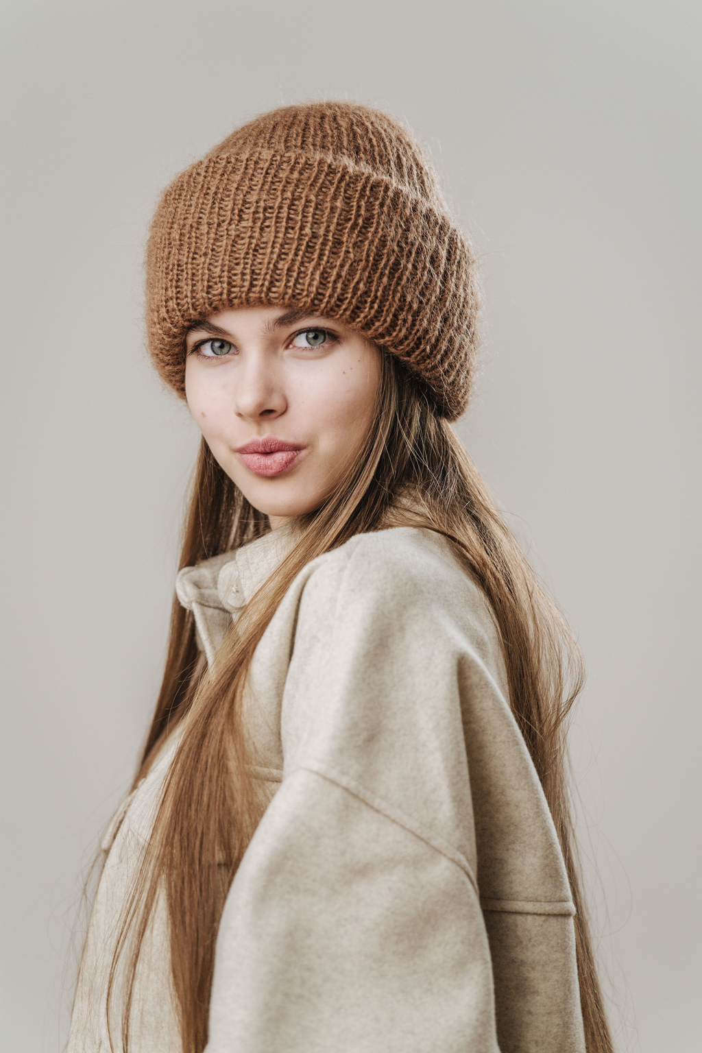 Double hat 1 нить карамельный