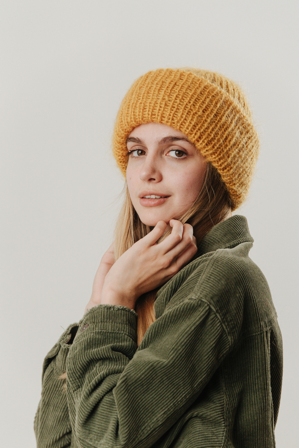 Double hat 1 нить горчичный