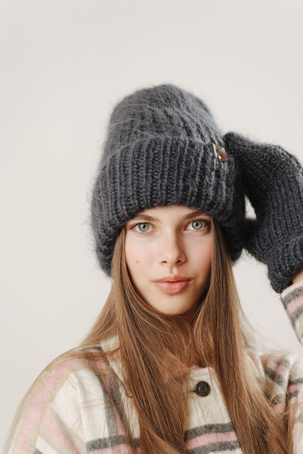 Simple hat графит