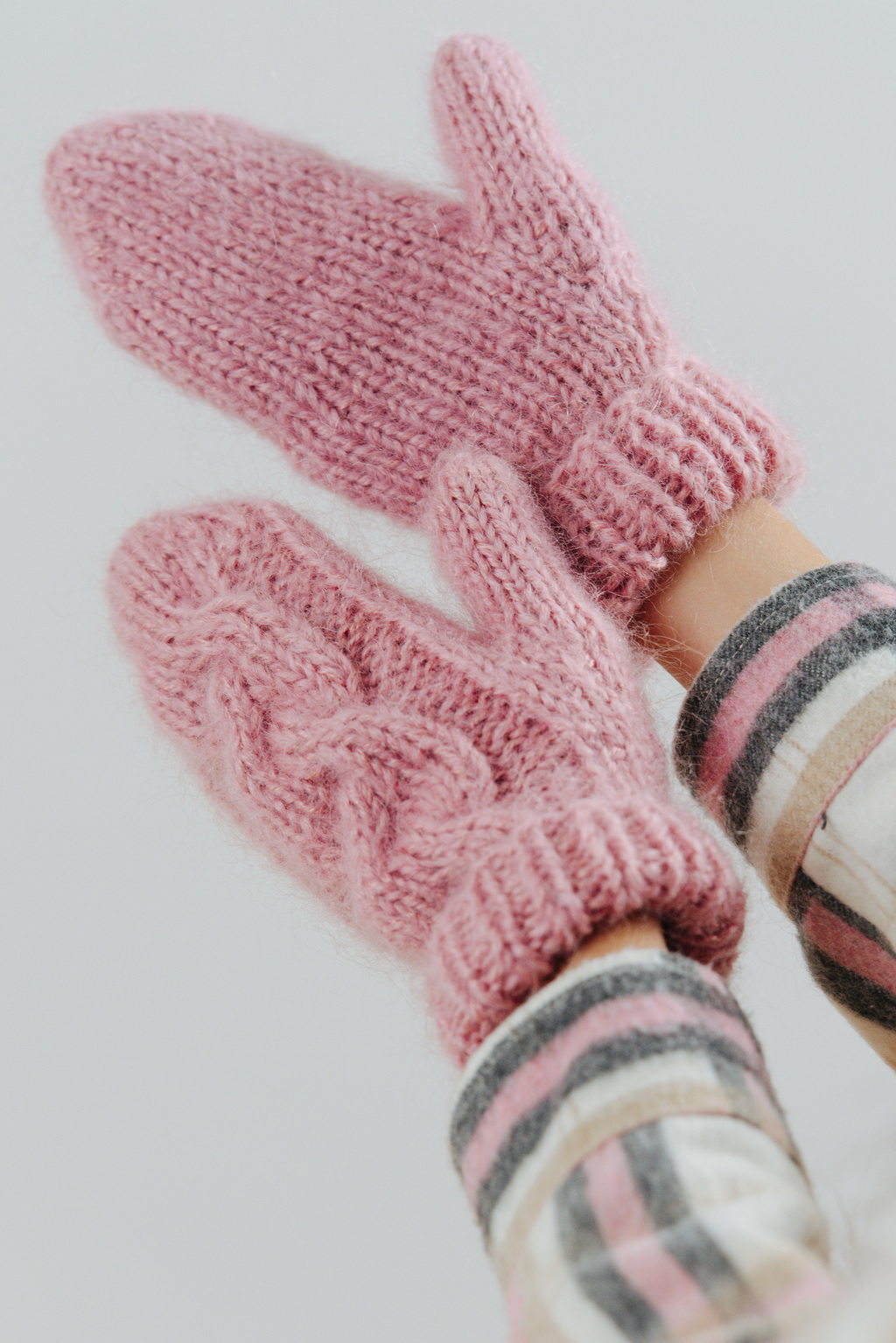 Варежки пудра