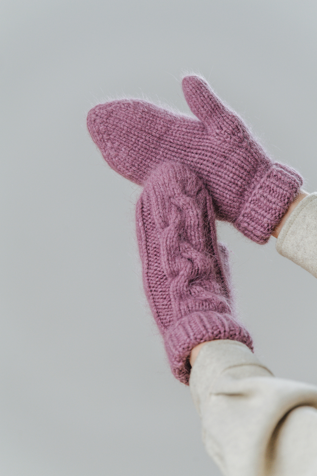 Варежки ангора сухая роза