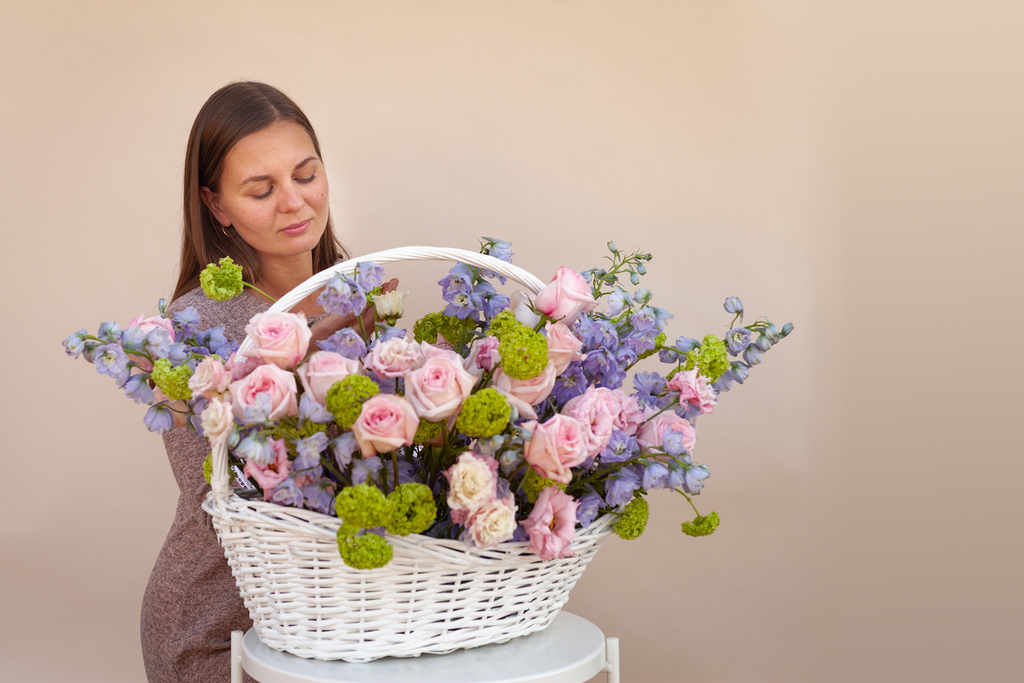 Цветочная корзина "Лавандовая нежность"