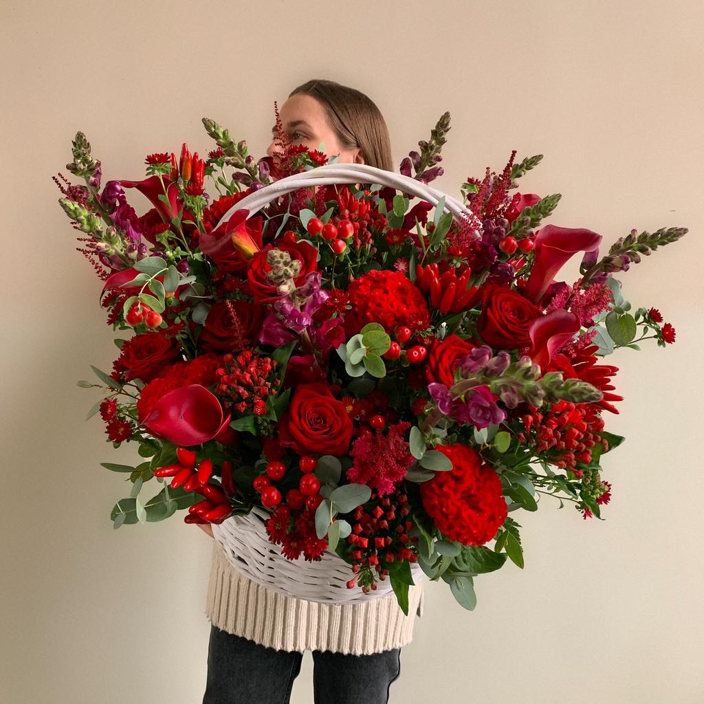 Цветочная корзина "Полнота чувств"