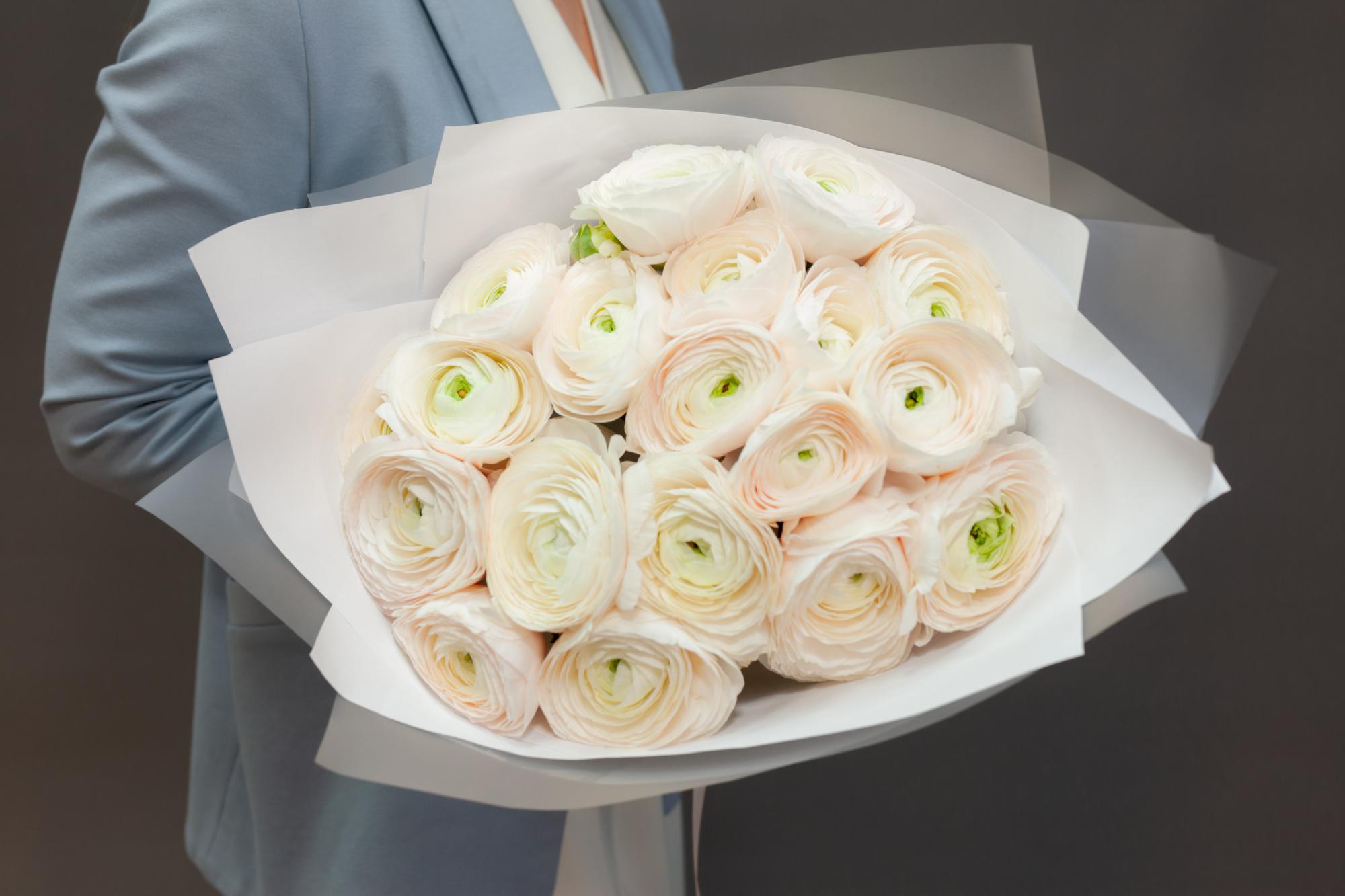 Монобукет из ранункулюсов "Ханой"