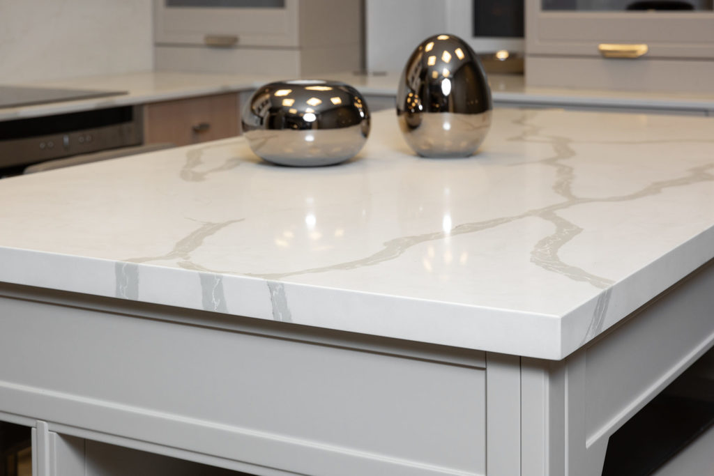 Столешница из агломерата (кварц)